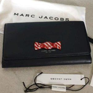 Marc Jacobs Crossbody Wallet | * Dust Bag / Tag Not Included *
